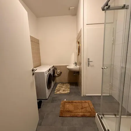 A&v Nähe Lungenklinik 2 *